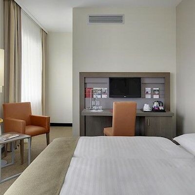 Intercityhotel Отель